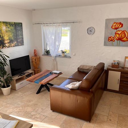 4 Sterne Ferienwohnung Stammzeit Nettersheim Bagian luar foto
