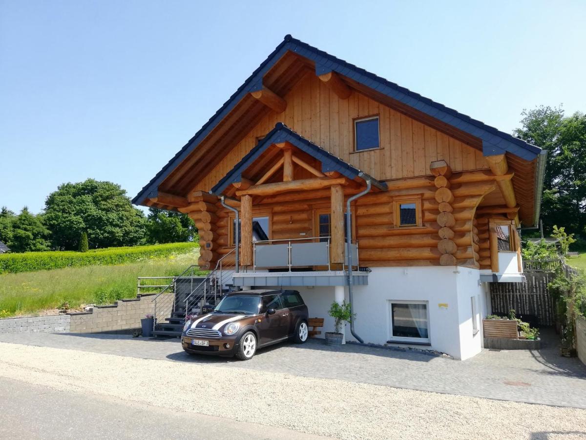 4 Sterne Ferienwohnung Stammzeit Nettersheim Bagian luar foto